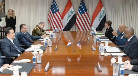 Funcionarios de Estados Unidos se reunieron con el primer ministro iraquí, Mohammed Shia al-Sudani, en el Pentágono en Arlington, Virginia. EFE